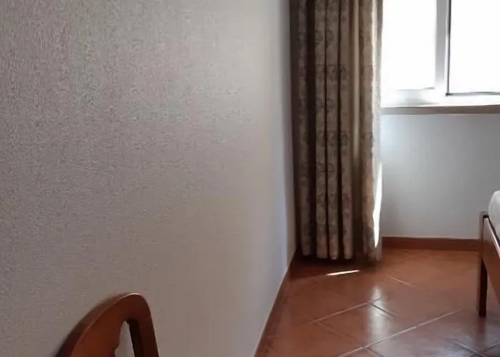 Penzion Alojamentos S.jose Atouguia Da Baleia