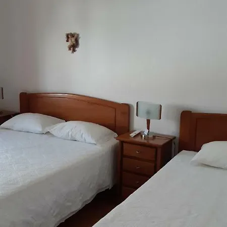 Alojamentos S.jose 3* Atouguia Da Baleia