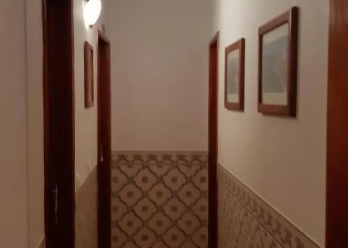 ゲストハウス Alojamentos S.jose