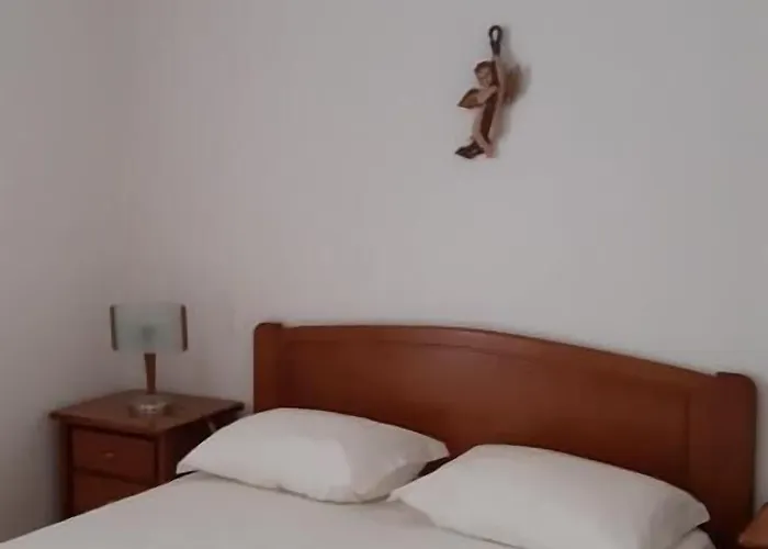 Alojamentos S.jose ゲストハウス 3*